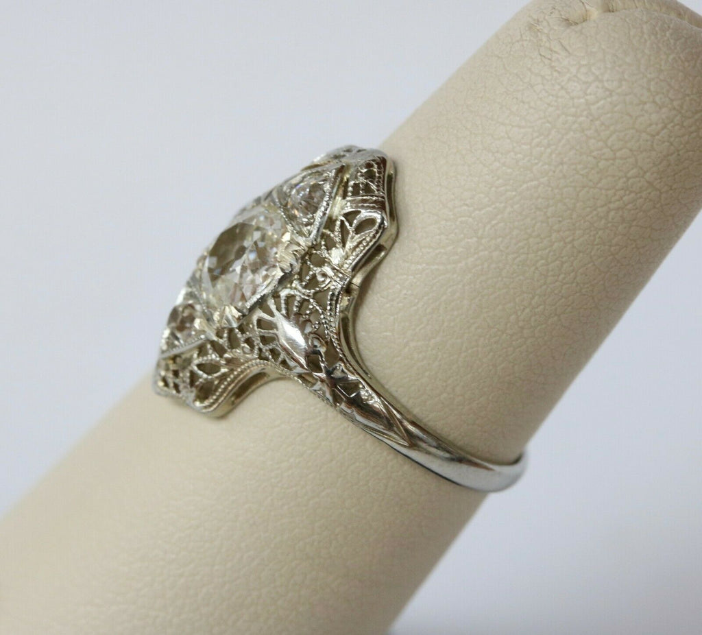 Stunning Art Deco 18K White Gold Filigree Three Diamonds Shield Ring