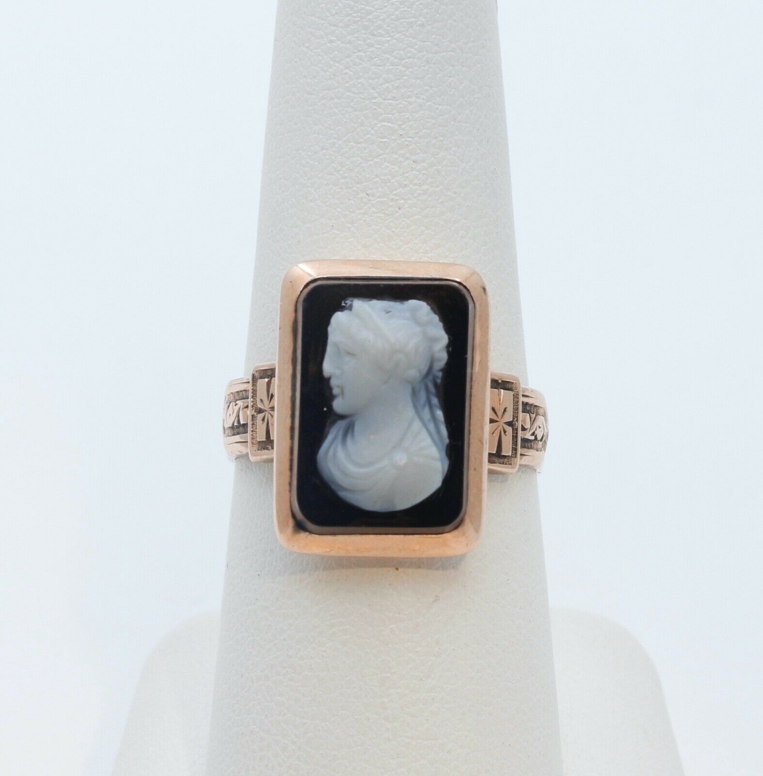 Victorian Onyx Cameo 9K Rose Gold Ring