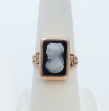 Load image into Gallery viewer, Victorian Onyx Cameo 9K Rose Gold Ring
