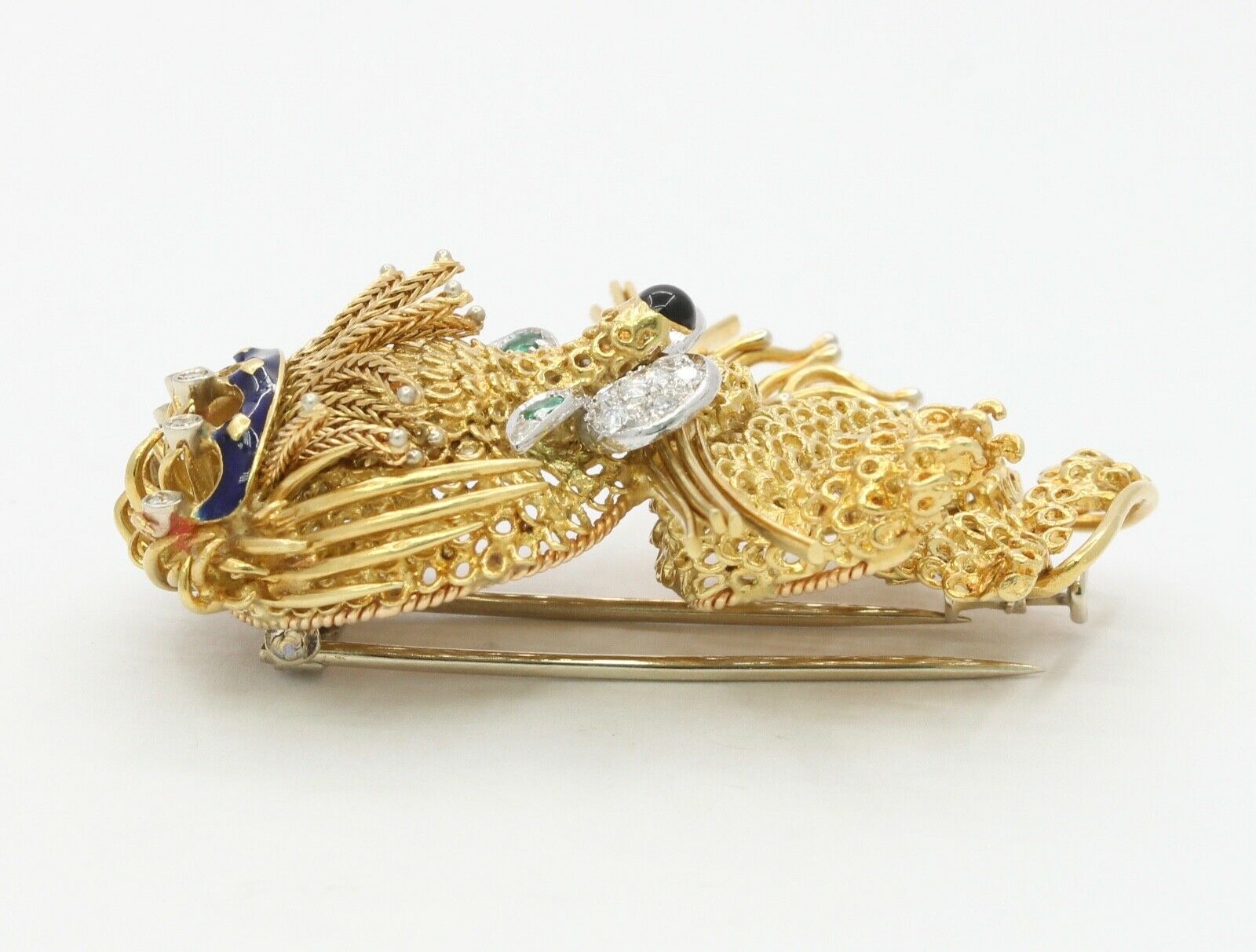 Elegant and Fun Vintage Lion Brooch 18K Diamonds Emeralds Enamel Onyx