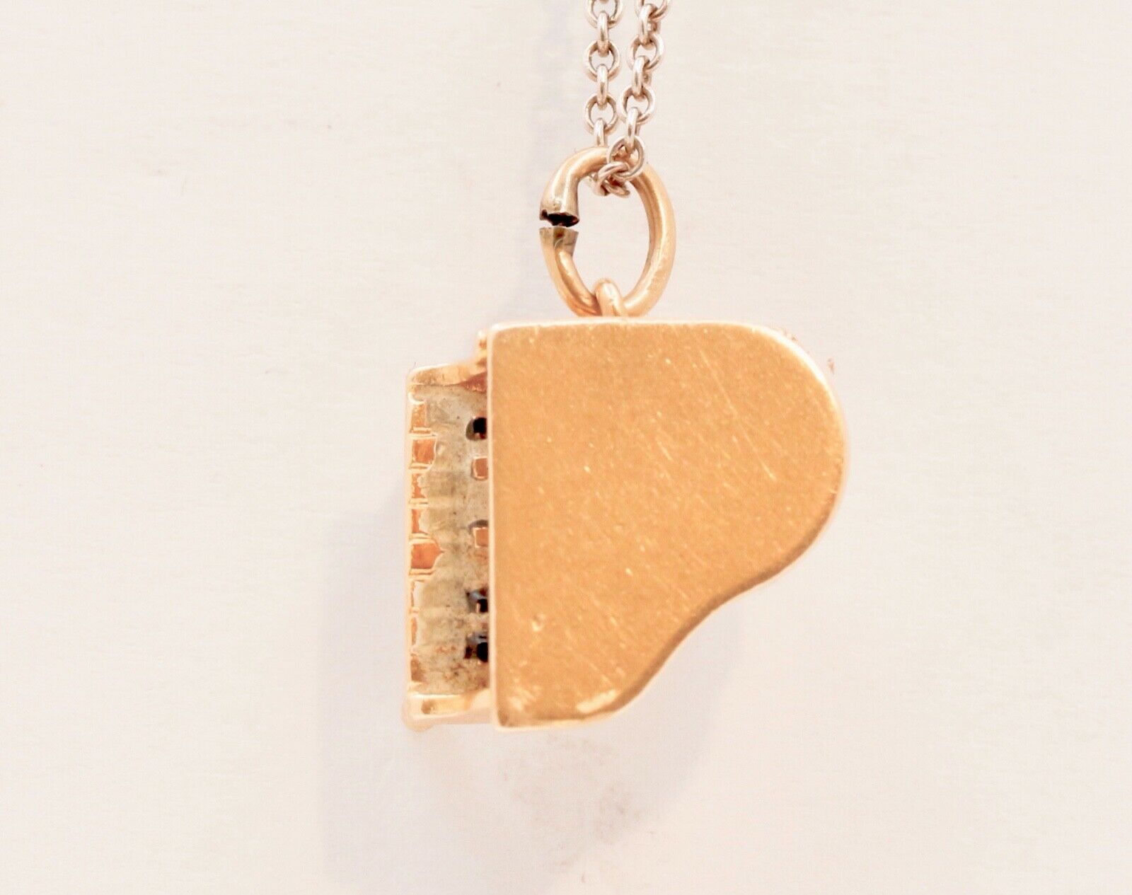 Vintage 14K Yellow Gold Movable Piano Enamel Pendant Charm