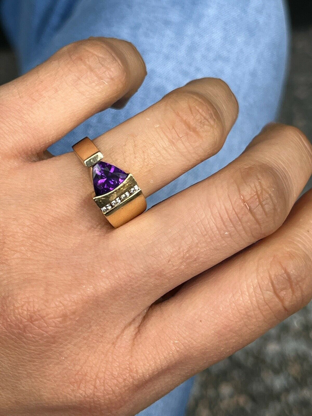 MidCentury 14K Yellow Gold Geometric Siberian Triangle Amethyst Diamond Ring Ban