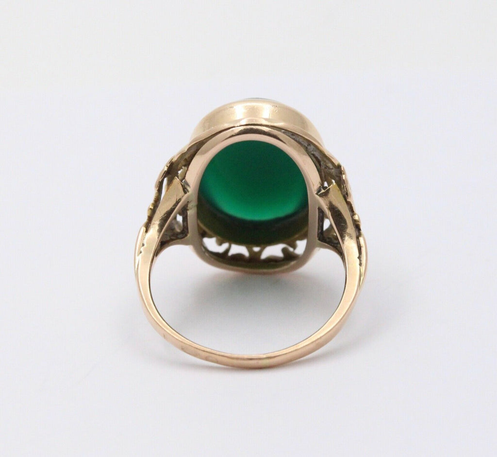 Vintage Polish Green Chalcedony Cocktail 14K Yellow Gold Ring