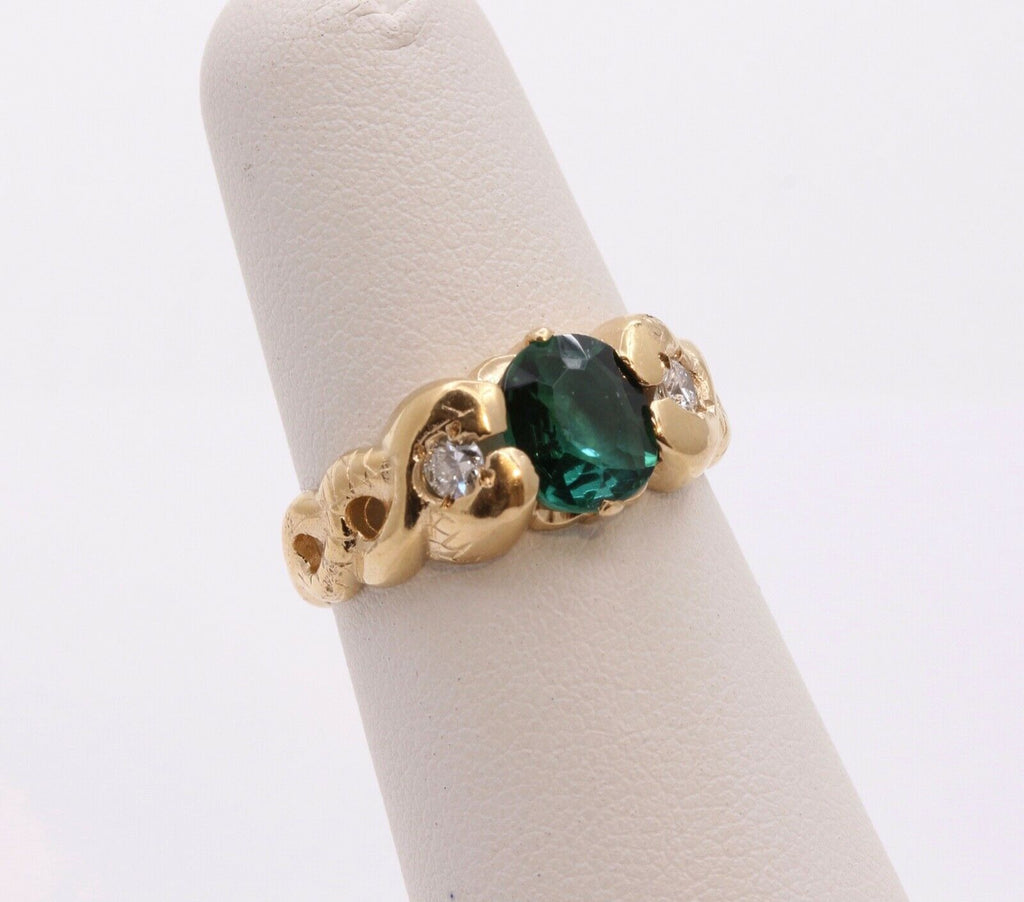 Pretty Vintage Green Tourmaline Diamonds 14K Yellow Gold Ring