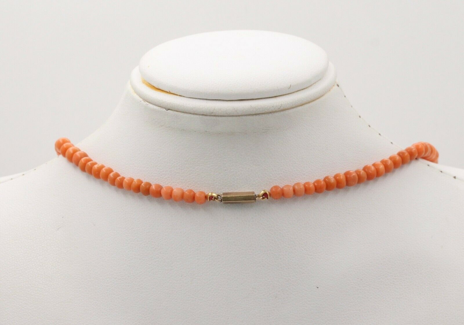 Vintage Graduated Coral Necklace With Gold Filled Lock