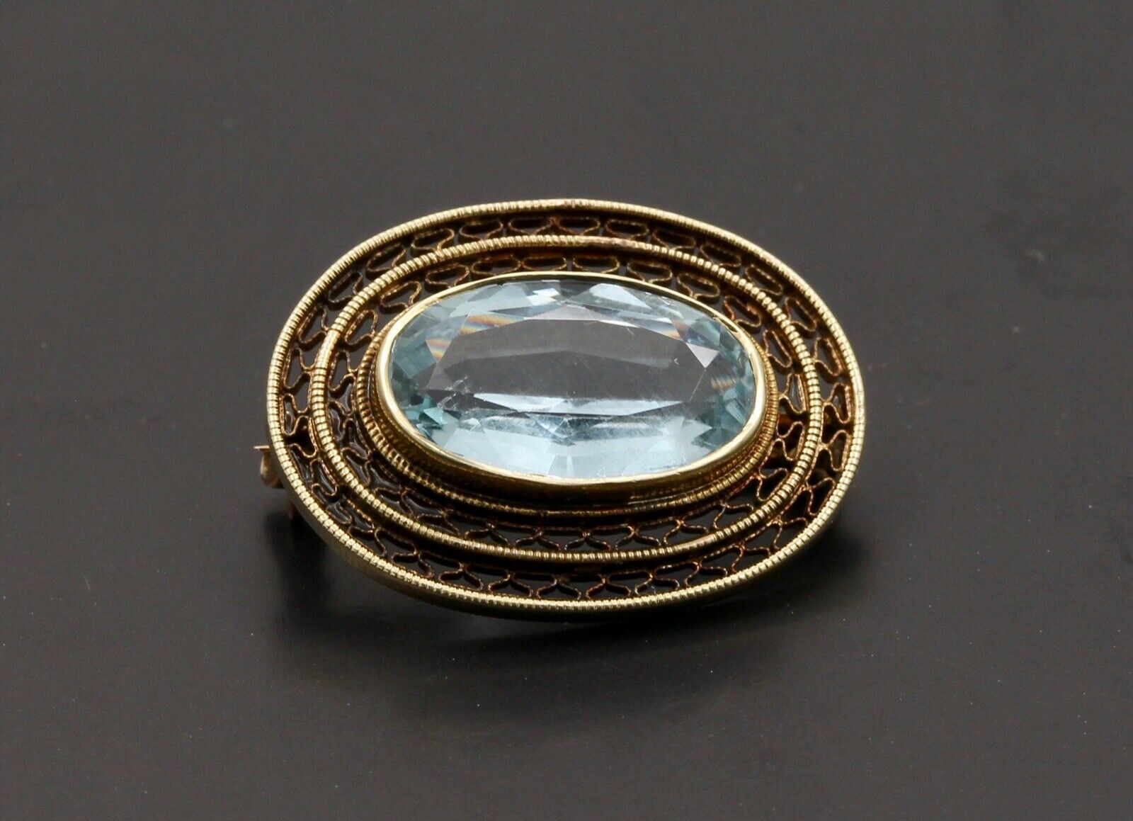 Edwardian Natural Aquamarine Ladies Brooch Pin