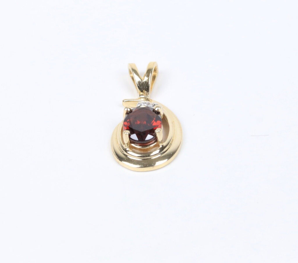 Vintage Garnet Diamond 14K Yellow Gold Pendant