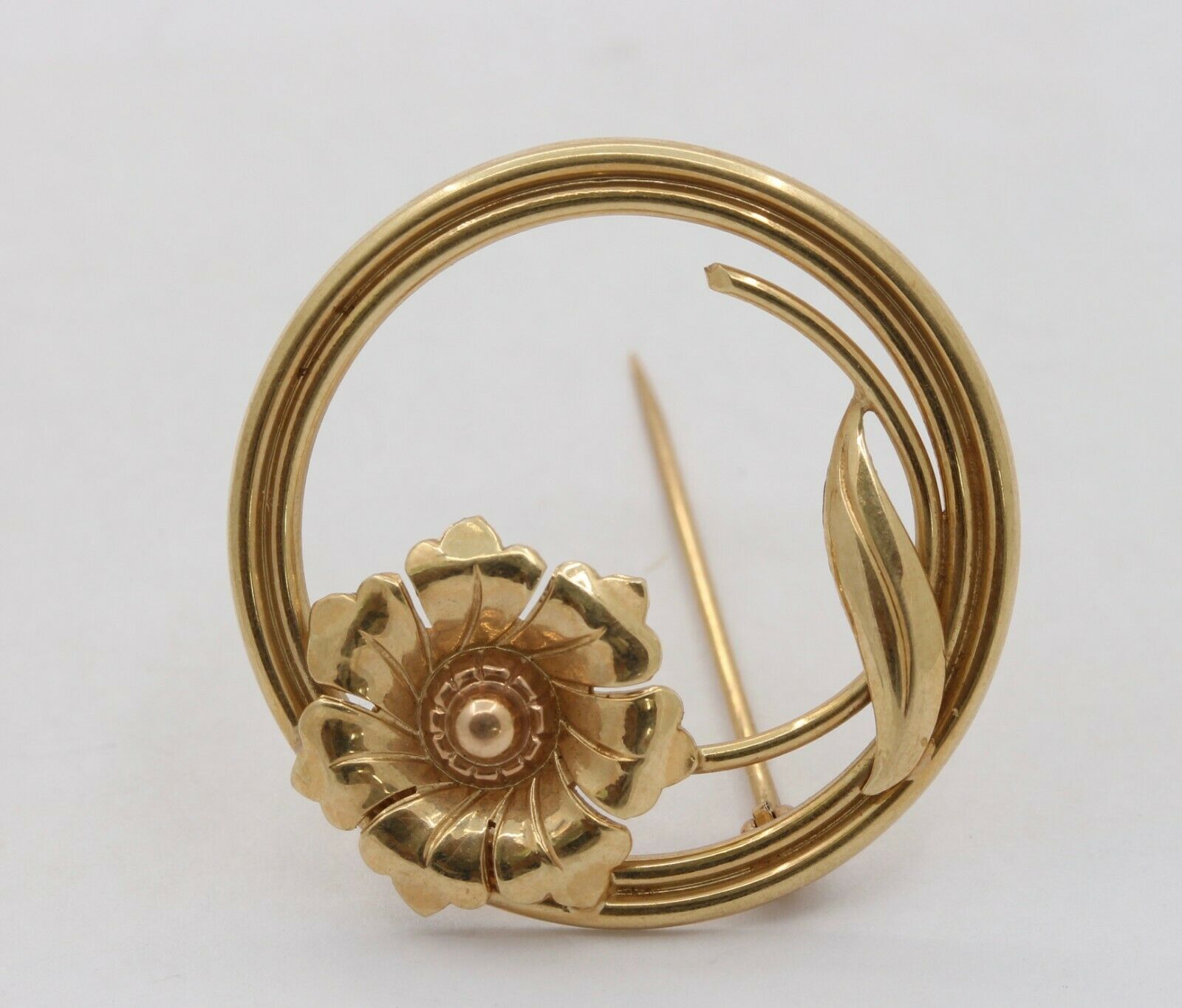 Vintage 14K Yellow Gold Floral Circle Brooch