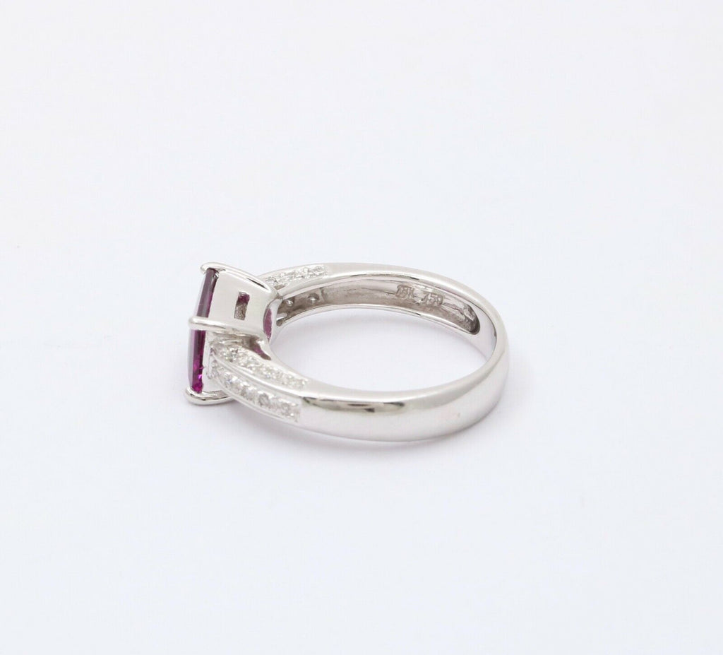 Vintage Amethyst Diamonds 18K White Gold Ring