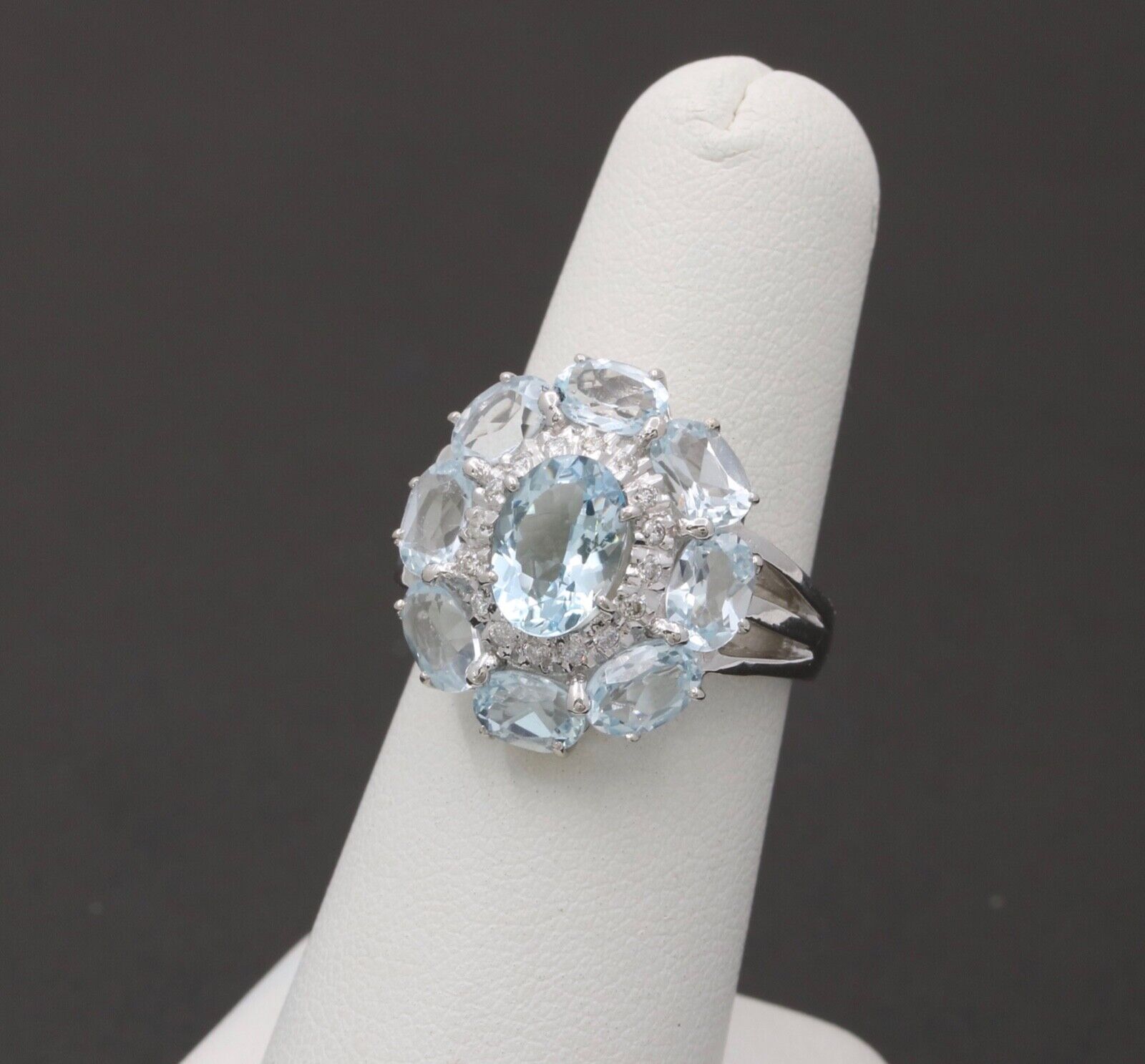 Vintage 18K White Gold Aquamarine and Diamond Ring