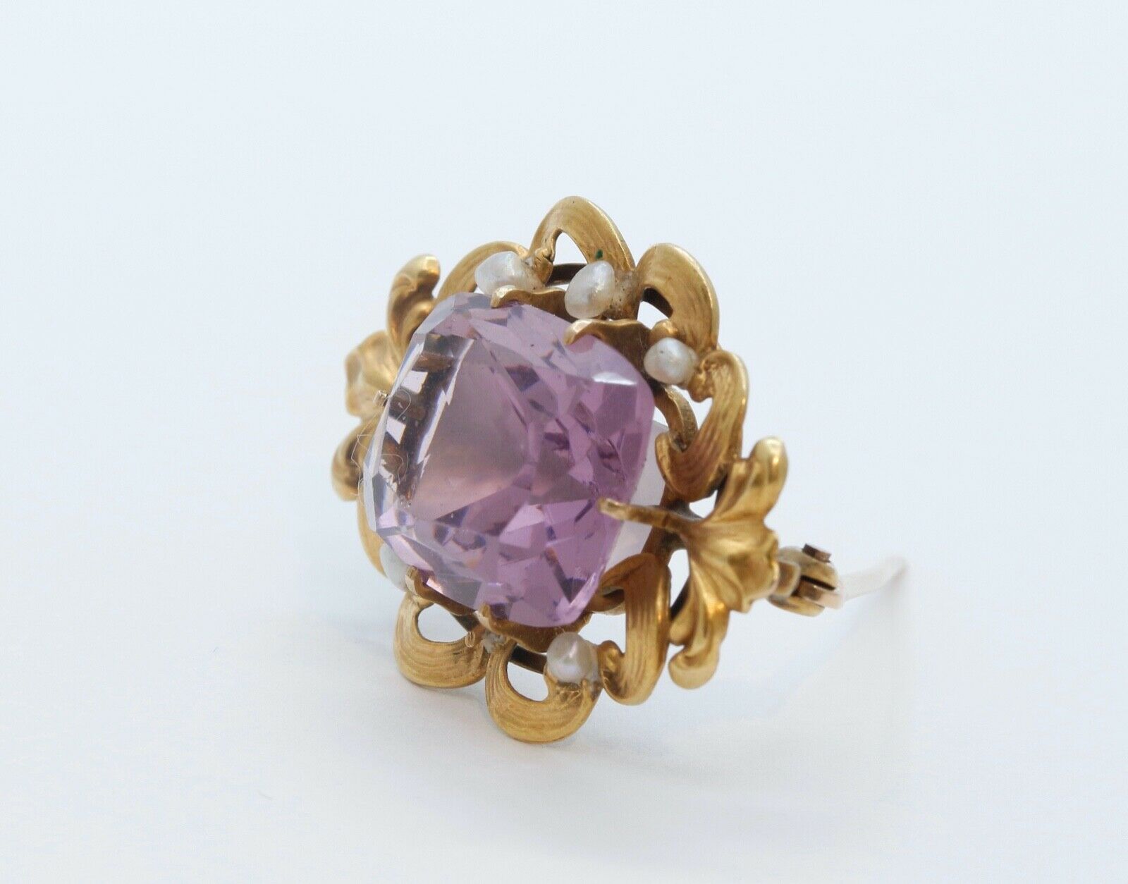 Art Nouveau Amethyst Seed Pearls 10K Yellow Gold Brooch Pin