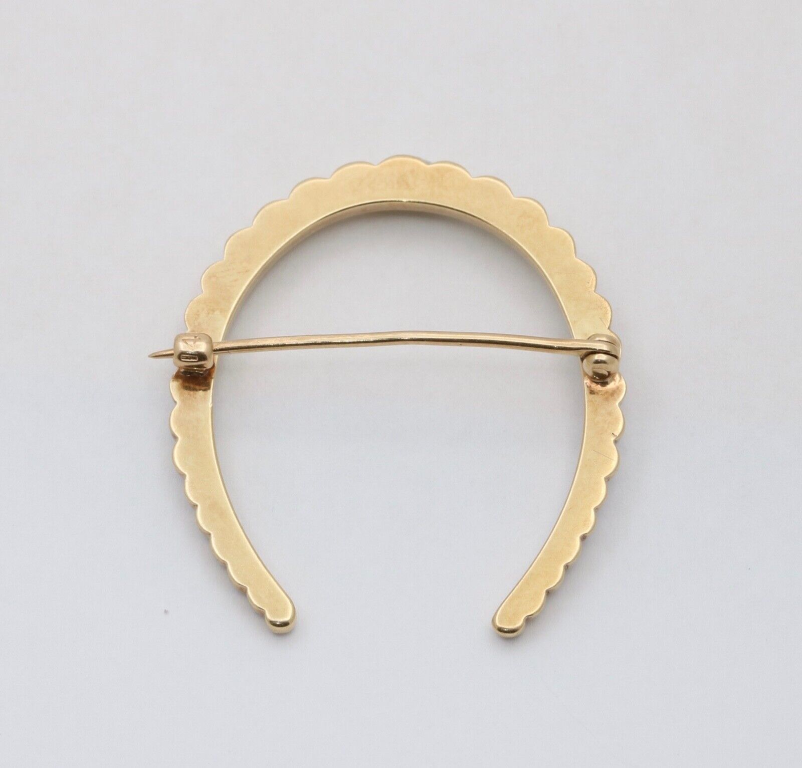Antique Edwardian 14K Yellow Gold Pearl Horseshoe Brooch