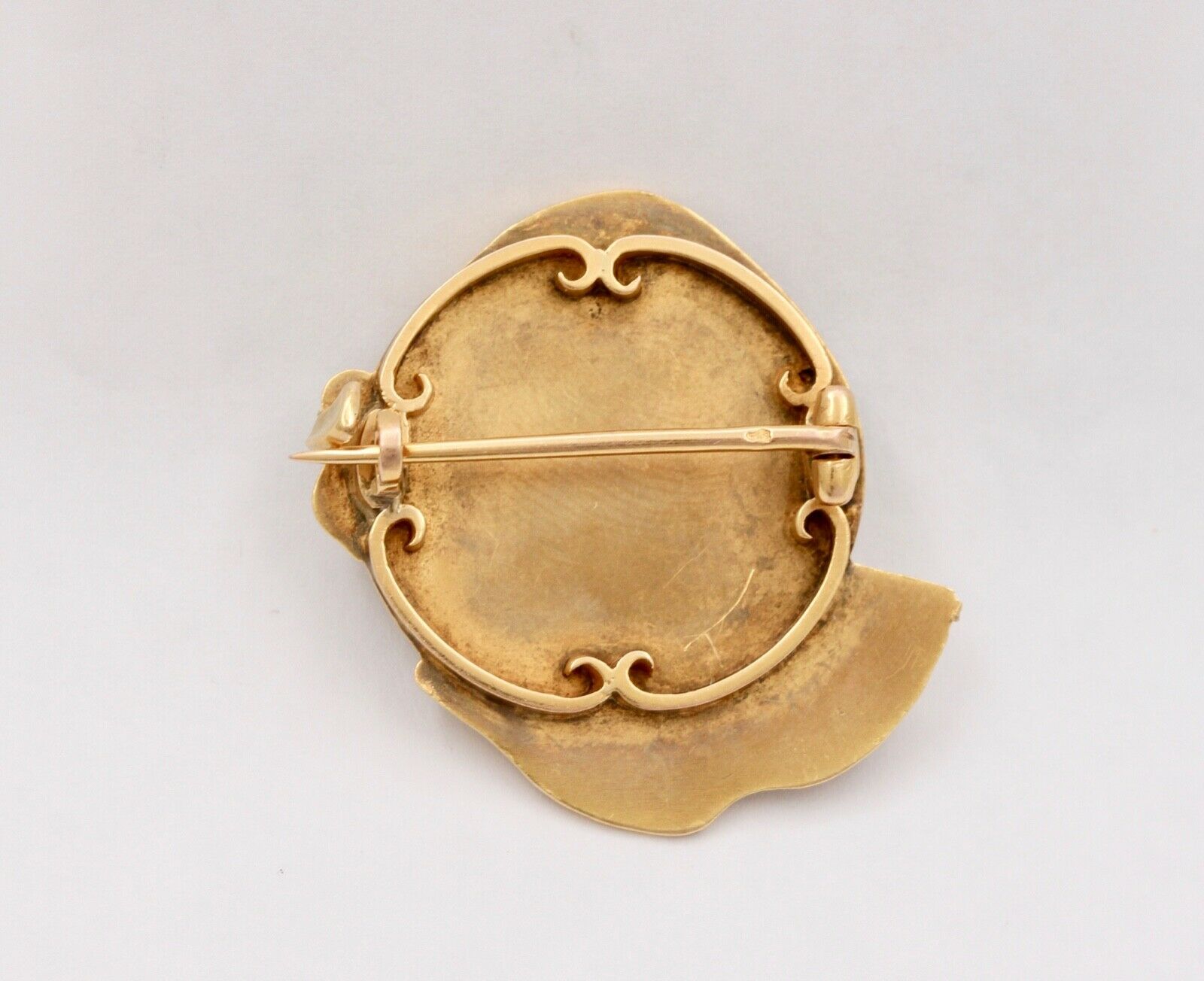 Gorgeous Art Nouveau French Woman’s Portrait 18K Gold Brooch Pin.