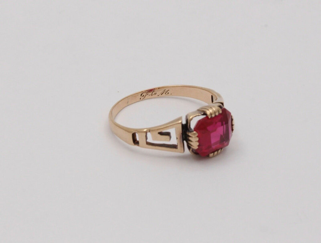 Antique Red Stone In 10K Rose Gold Ring
