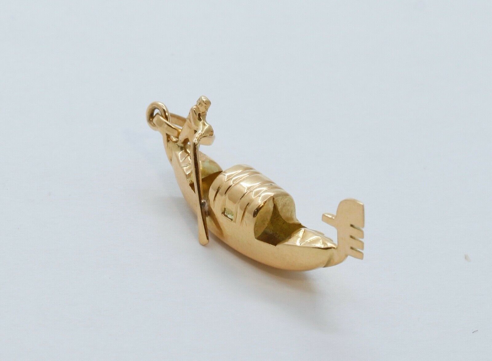 Vintage 18K Yellow Gold Gondola Pendant Charm