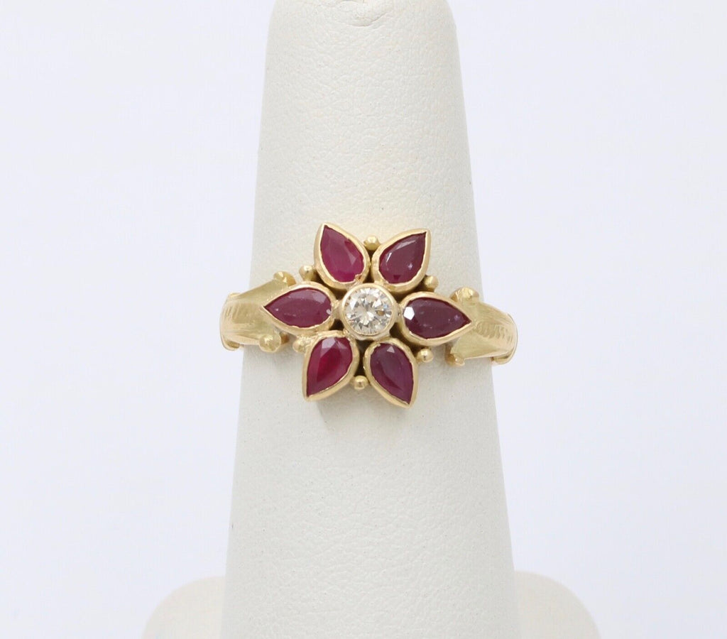 Vintage Flower Rubies Diamond 18K Yellow Gold Ring