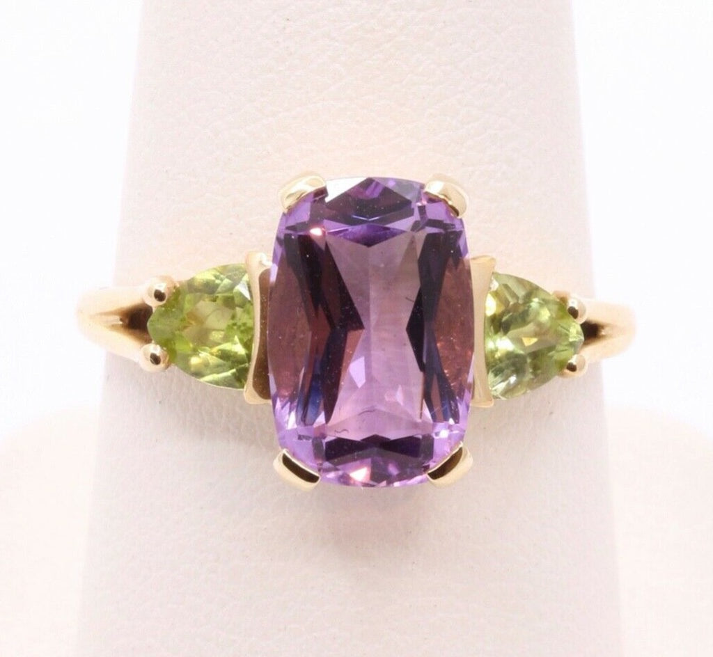 Beautiful Vintage Ladies Amethyst Peridot 14K Yellow Gold Ring