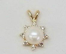 Load image into Gallery viewer, Vintage Pearl Diamonds 14K Yellow Gold Pendant
