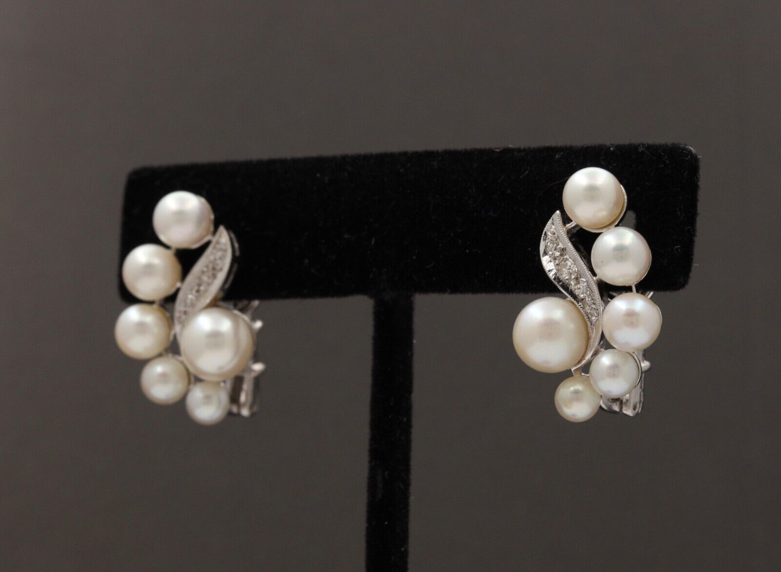 Vintage 14K White Gold Cultured Pearl Clip Earrings