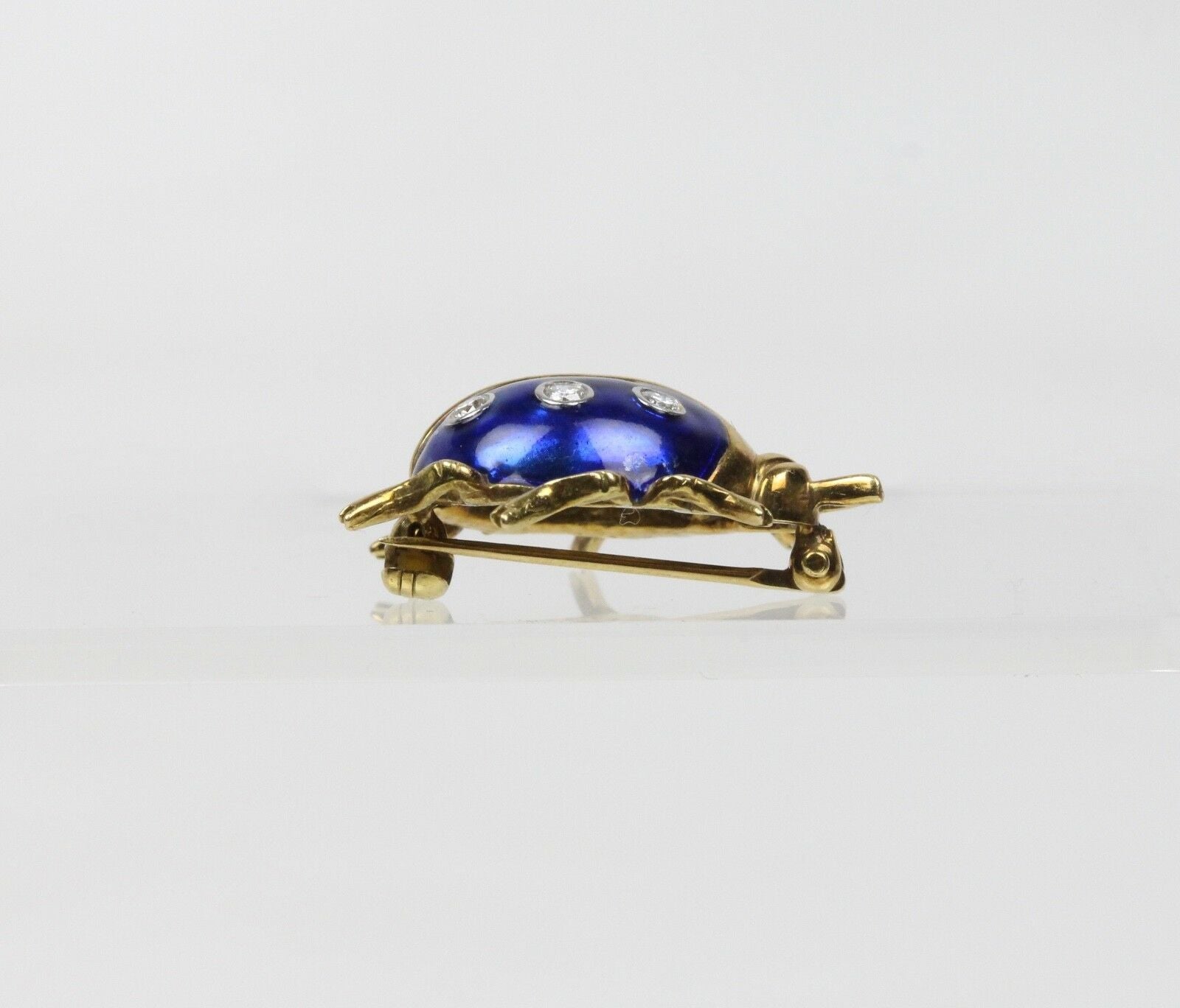 Vintage Ladies 18K Yellow Gold Diamonds Blue Enamel Ladybug Brooch Pin