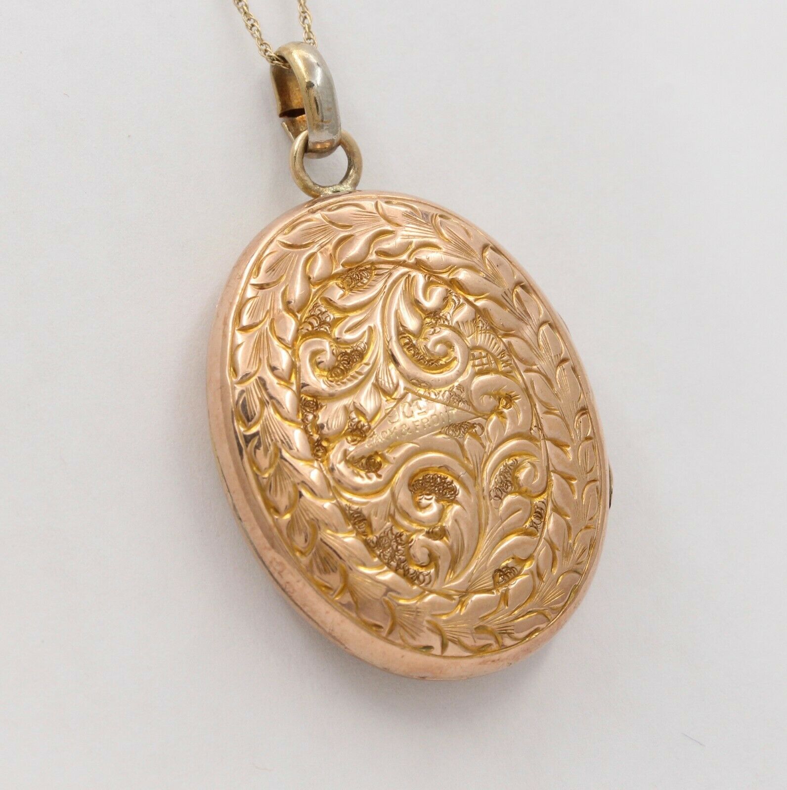 Victorian 10K Yellow Gold Diamond Memorial Locket