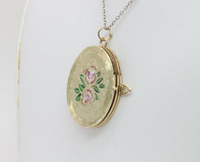 Load image into Gallery viewer, Vintage 14K Yellow Gold Floral Enamel Locket
