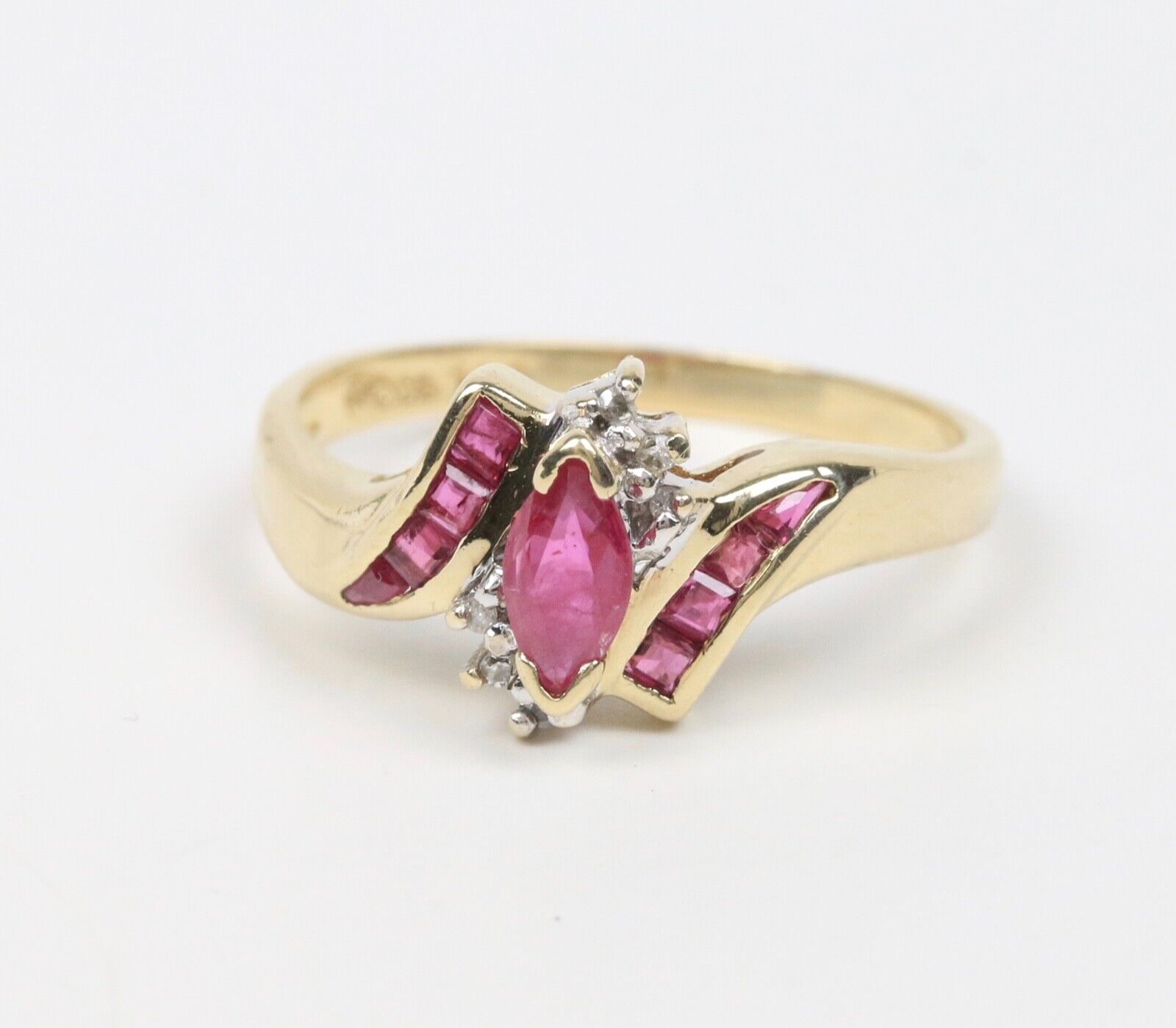 Vintage 10K Yellow Gold Ruby & Diamond Ring, Engagement RIng