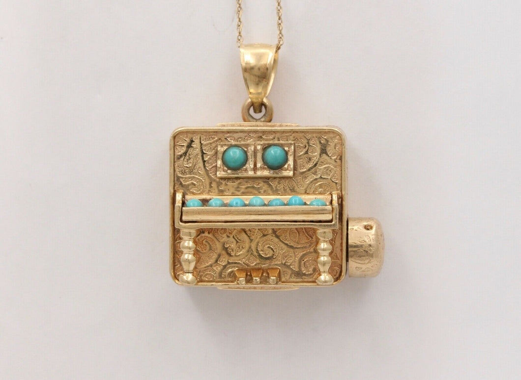 Vintage Organ 14K Yellow Gold Turquoise Pendant