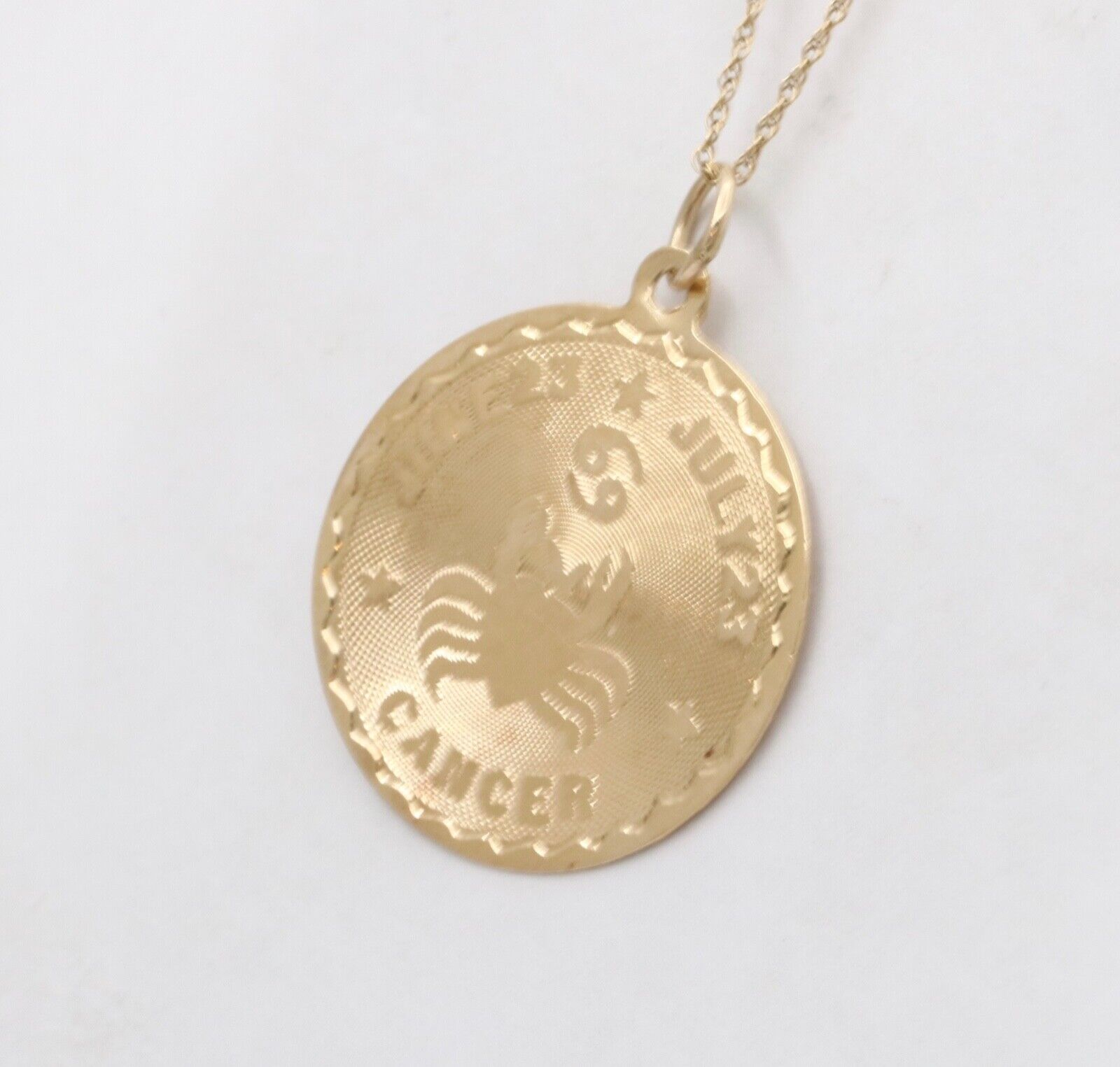Vintage Horoscope Birth Month Cancer 14K Yellow Gold Pendant Charm