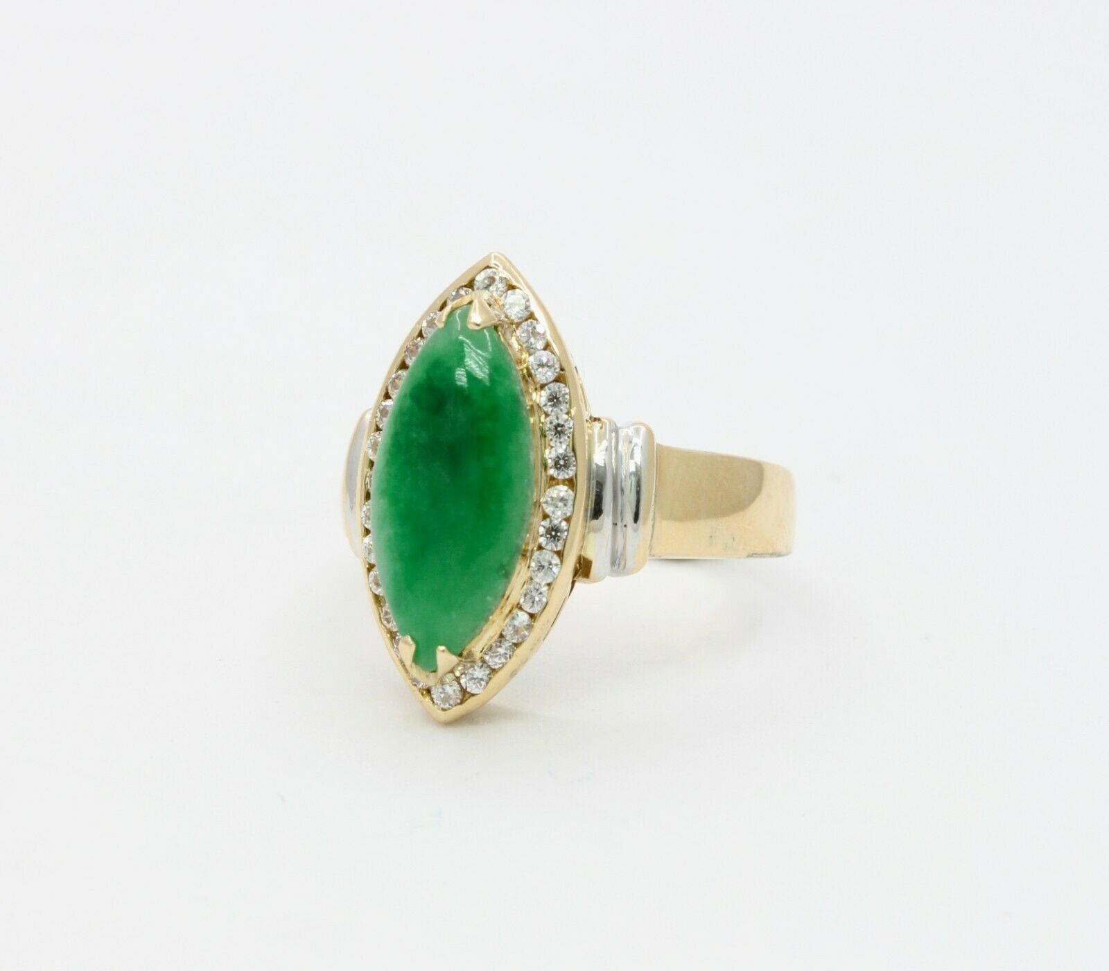 Vintage 18K Yellow Gold Jade Diamond navette Ring