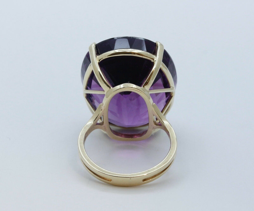 Vintage Oval Siberian Amethyst 14K Yellow Gold Ring