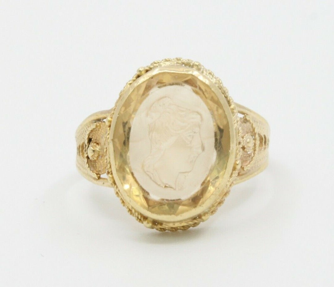 Vintage 14K Yellow Gold Crystal Cameo Ring