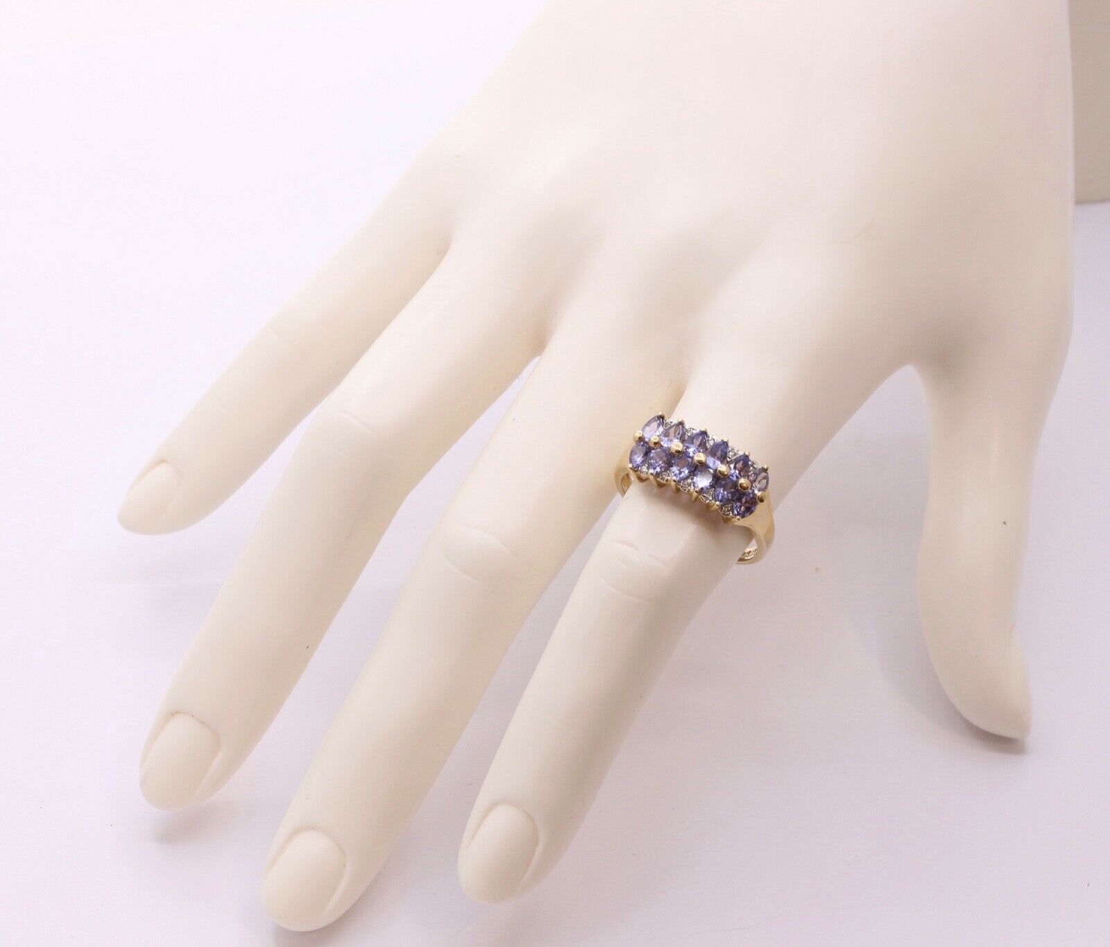 Vintage Tanzanite Diamonds 14K Yellow Gold Ladies Band