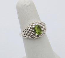 Load image into Gallery viewer, Vintage KABANA Peridot Sterling Silver Ring.
