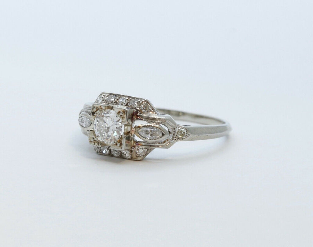 Art Deco 18K White Gold Diamonds Ring