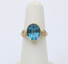 Load image into Gallery viewer, Vintage 14K Yellow Gold London Blue Topaz and Diamond Statement Ring
