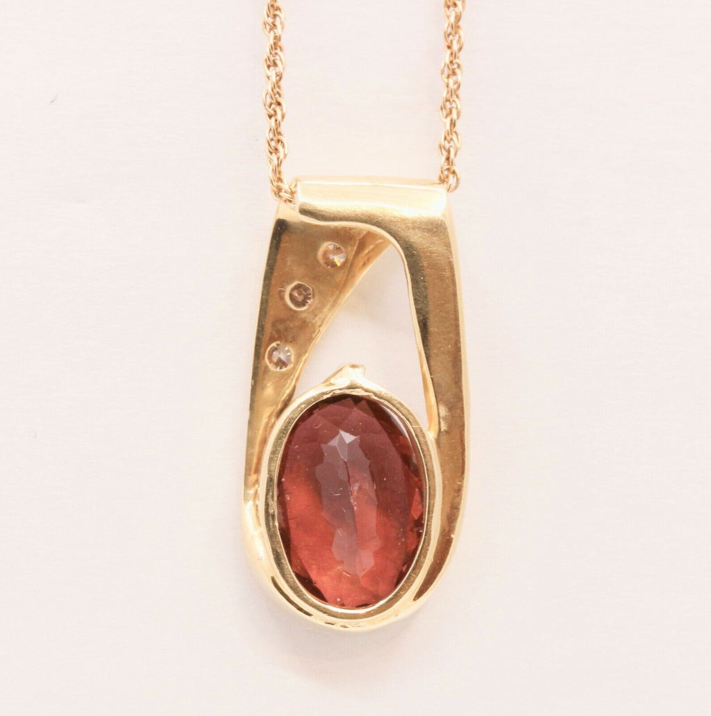 Elegant Tourmaline Diamonds 14K Yellow Gold Pendant and Chain