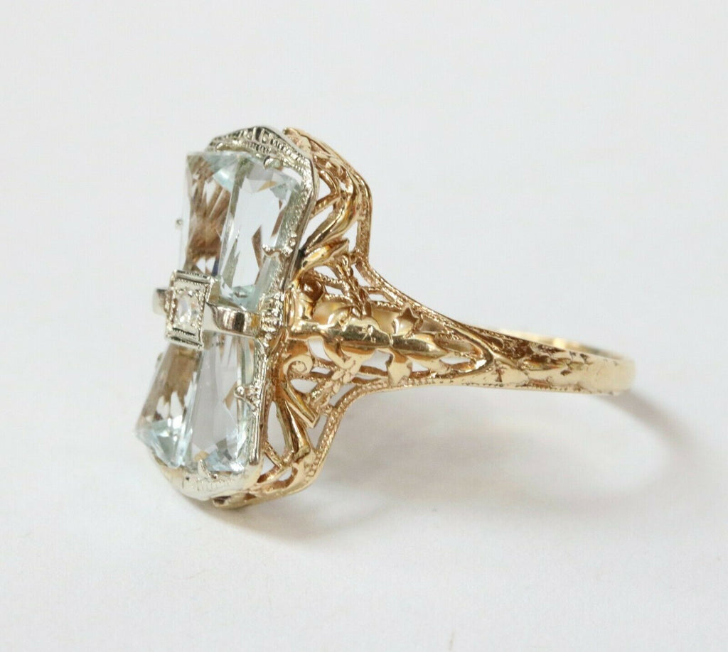 Art Deco Turpered baguette Aquamarine 14K Gold Filigree Ring