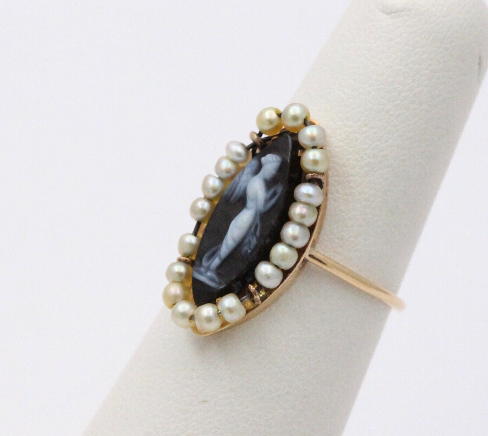 Victorian Navette Cameo Agate Natural Pearls 14K Yellow Gold Ring