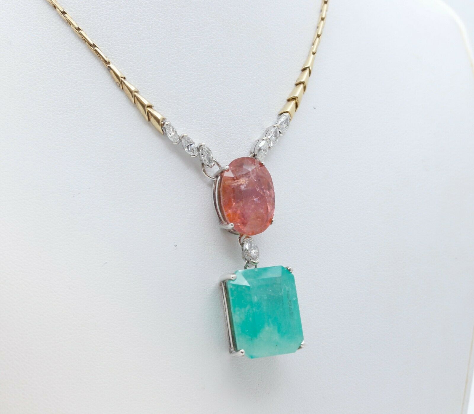 Vintage 18K Yellow Gold Huge Natural Emerald Tourmaline Diamond Statement Neckla