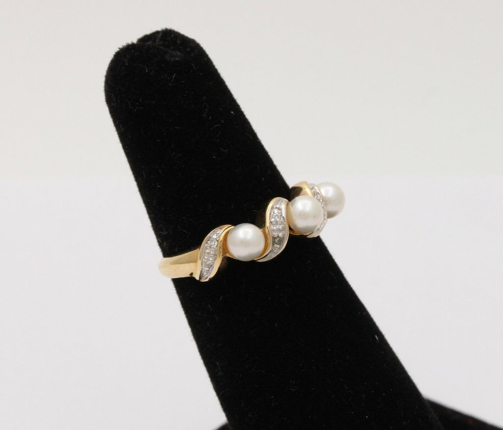 Vintage 14K Yellow White Gold Pearls Diamonds Ring