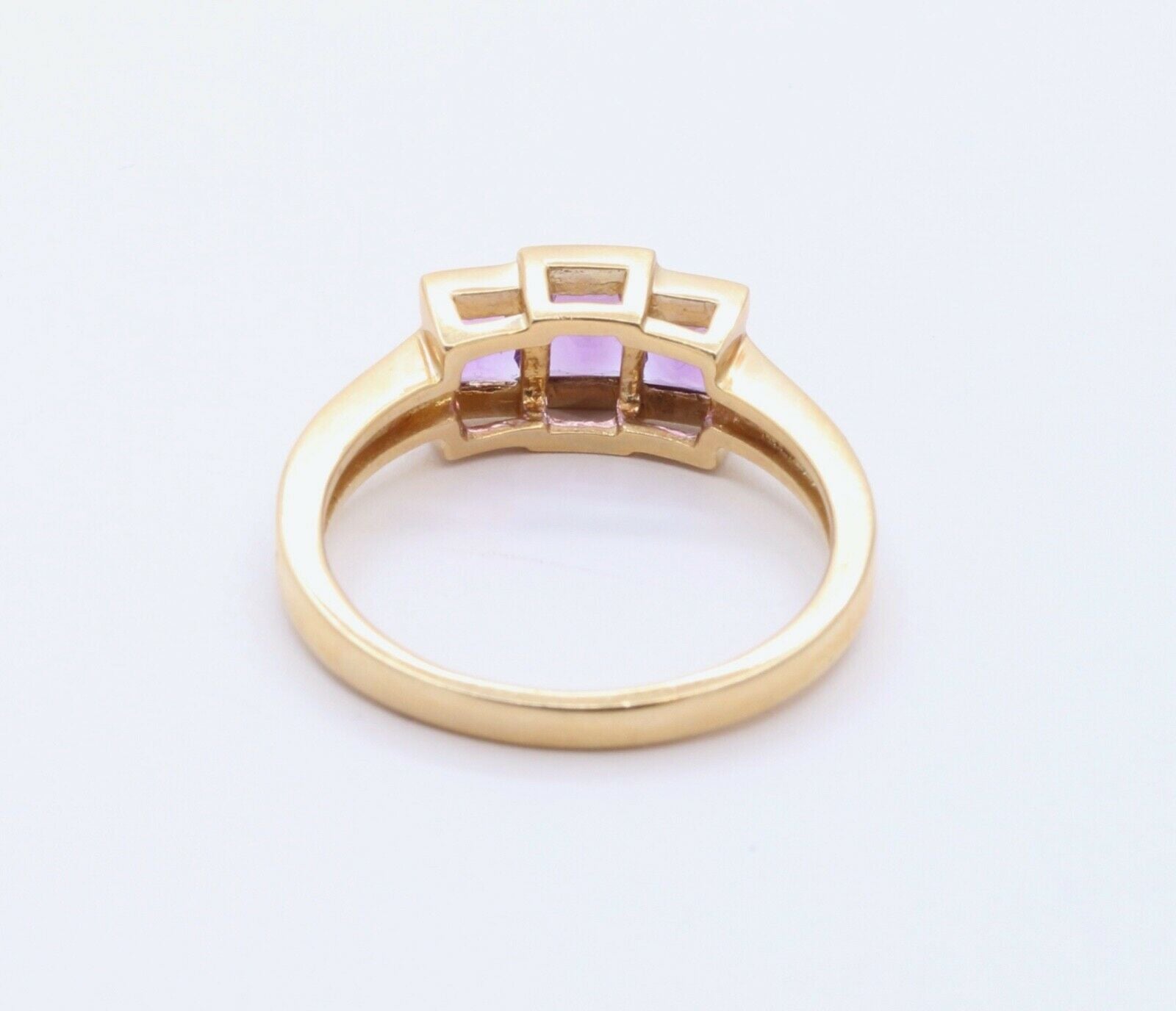 Vintage Three Stone Amethyst 14K Yellow Gold Ring