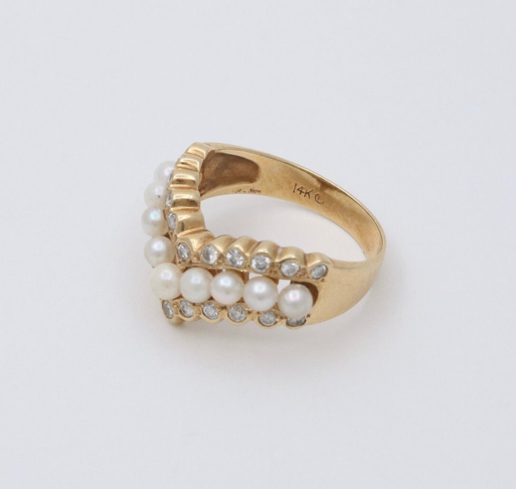 Vintage V Shape 14K Yellow Gold Pearl & Diamond Ring