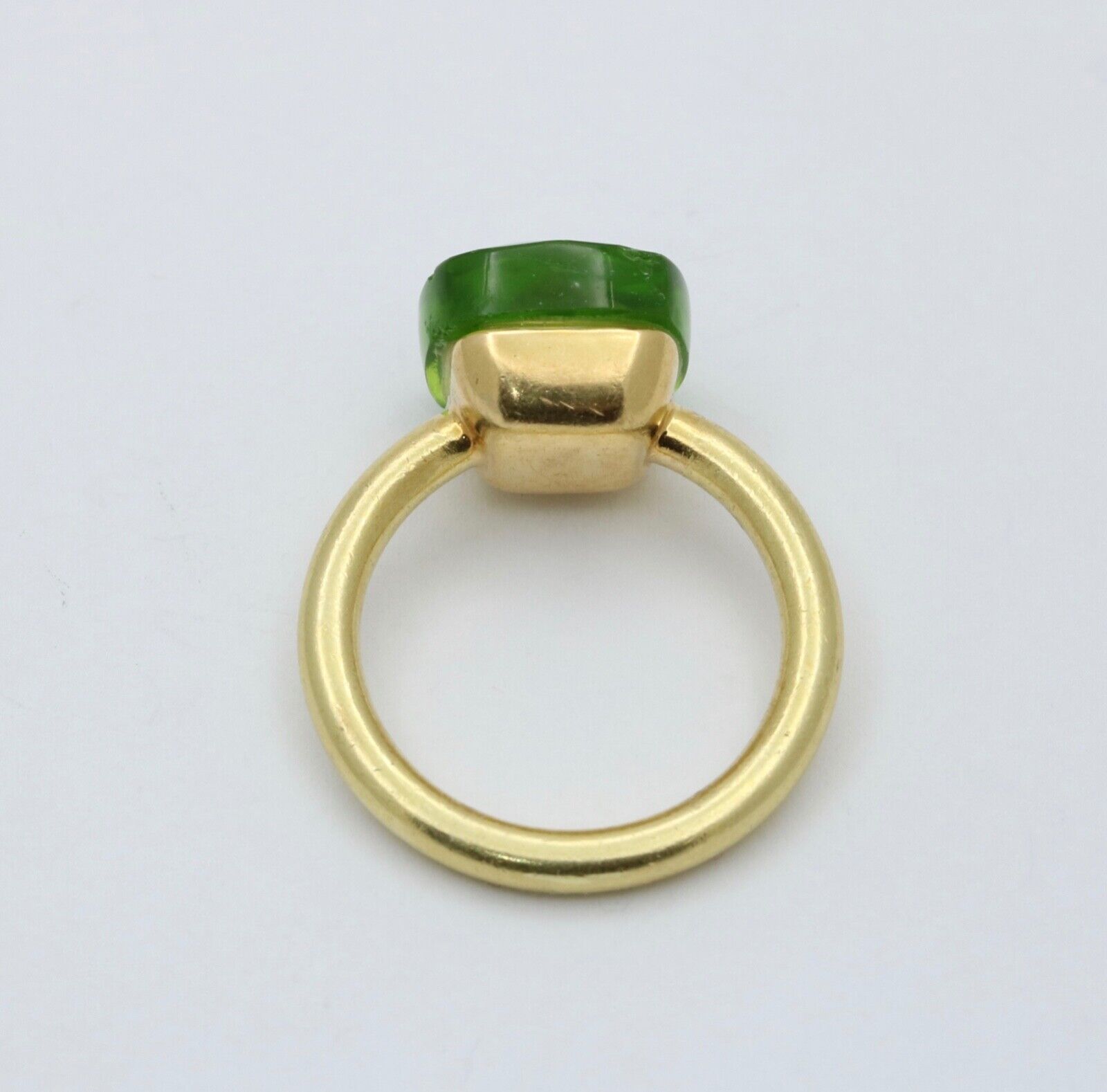 Vintage 18K Yellow Gold Solitaire Green Glass Ring
