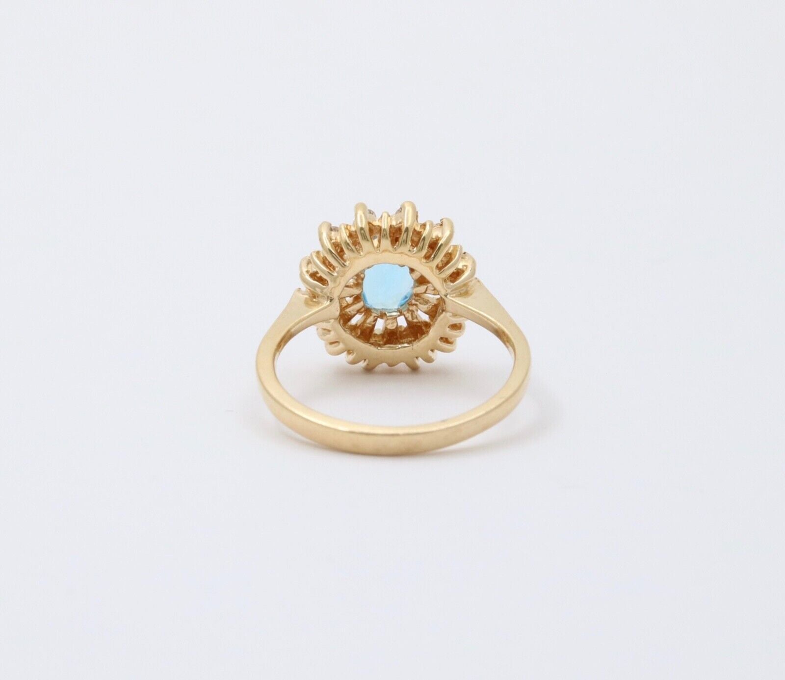 Vintage Blue Topaz Diamonds 14K Yellow Gold Cocktail Ring