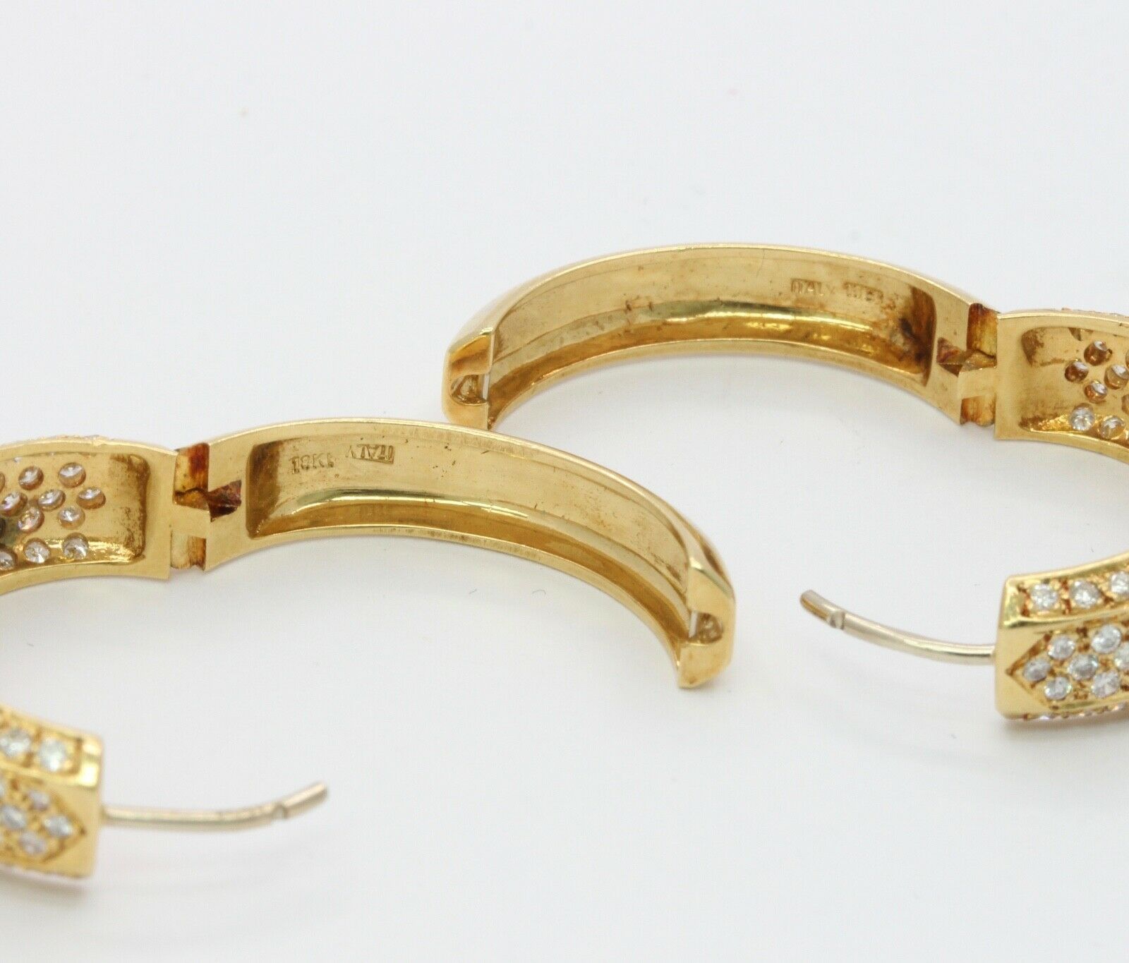 Vintage Ladies Fat 18K Yellow Gold Diamonds Hoop Earrings