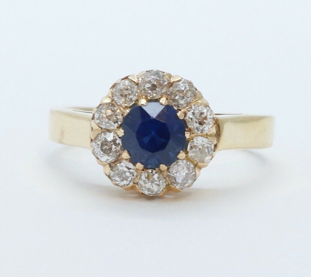Beautiful Victorian Blue Sapphire Old Miner Cut Diamonds 18K Yellow Gold Ring