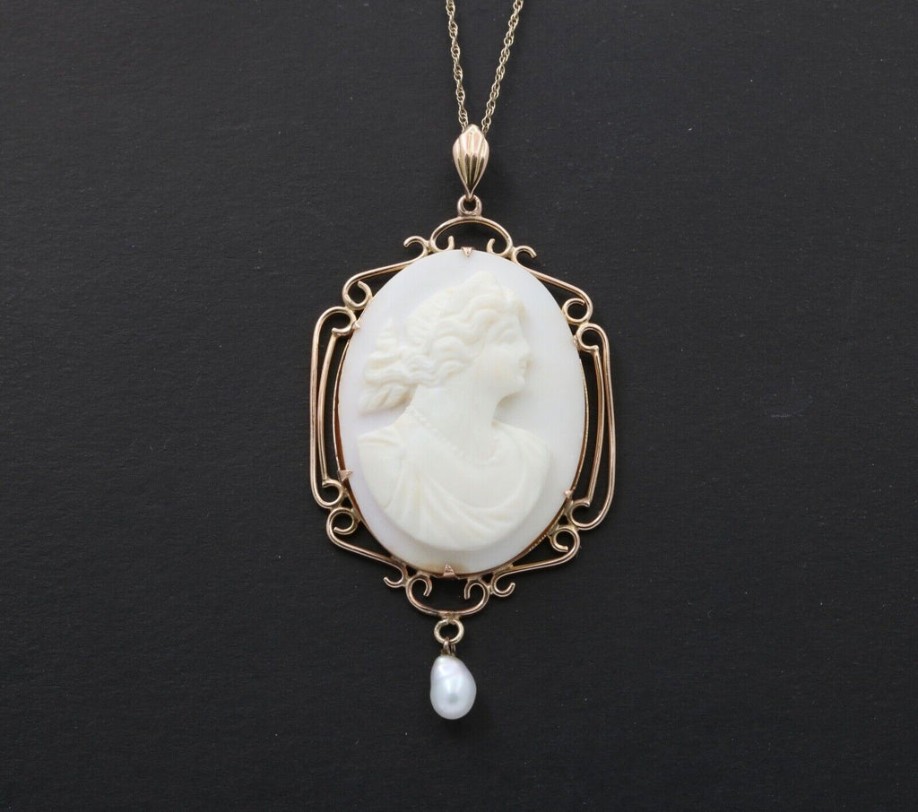 Antique Carved Cameo 14K Yellow Gold Pearl Pendant.