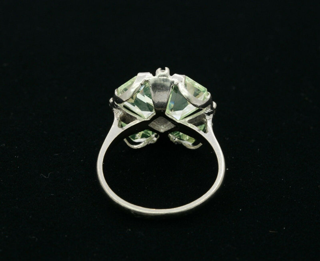 Vintage 10K White Gold Pearl Diamond Green Stone Ring
