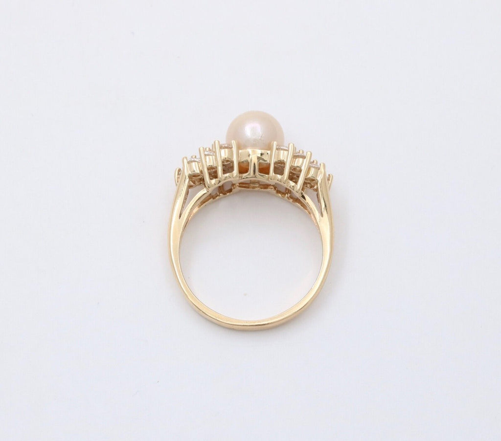 Vintage 10K Gold Pearl Cocktail Ring.